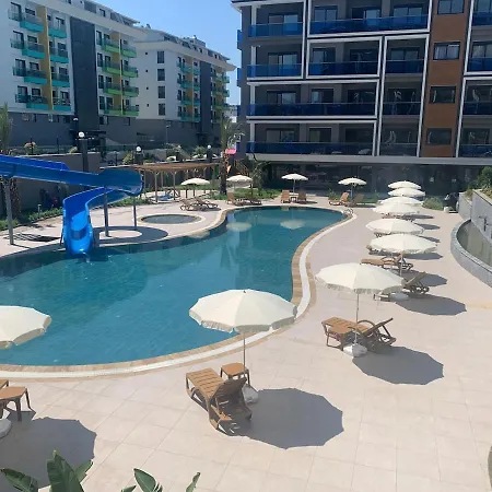 Daire Modern, Pool With Slide,150m To *